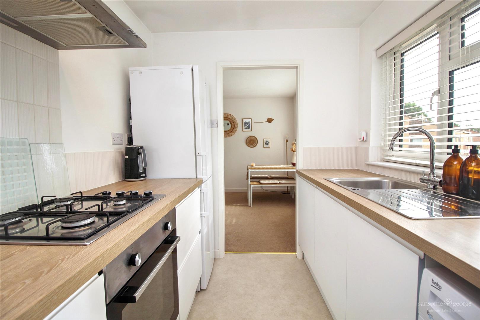 Ashton Close, Tilehurst, Reading